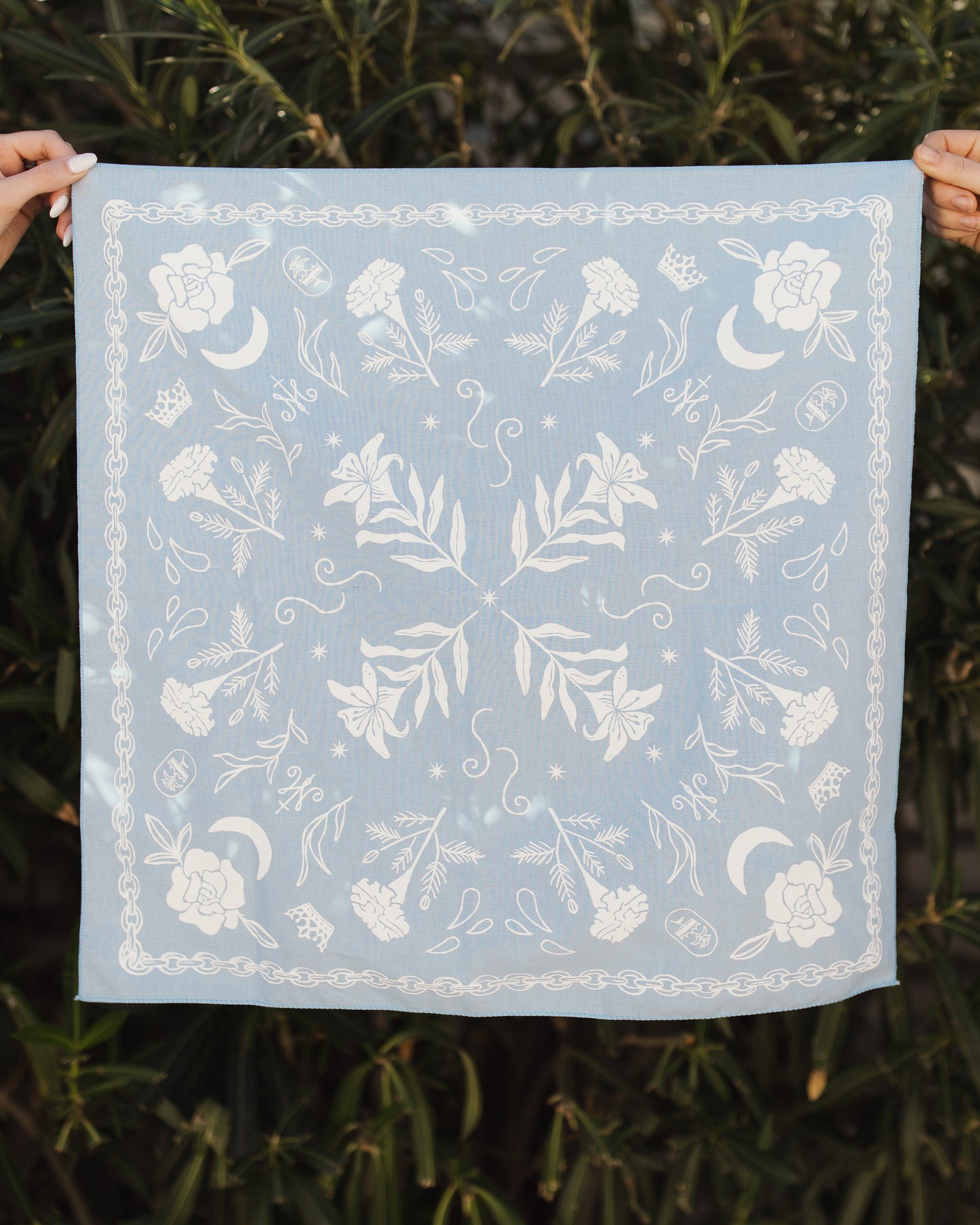 The Ave Scarf